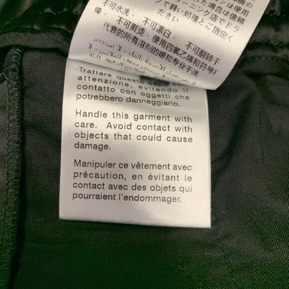 GUCCI Size 28 Gold Black Stripe Acetate Joggers Shorts - Picture 9 of 9